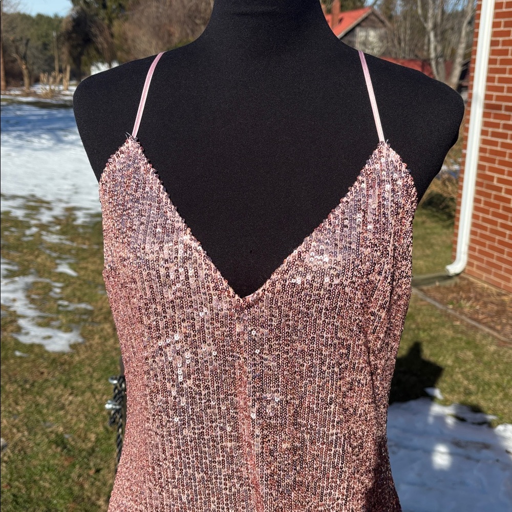 Victoria’s Secret NEW Sequin Party Rose Gold Sparkle Mini Slip Dress Large - Picture 11 of 13